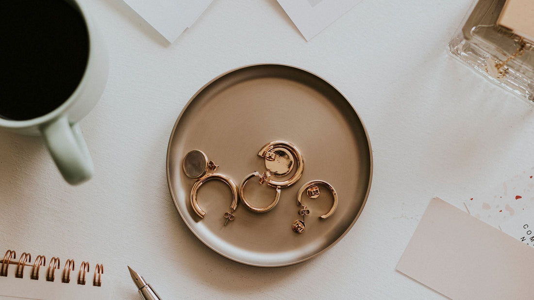 Rotaslietas ikdienai: kā izskatīties stilīgi arī darbā