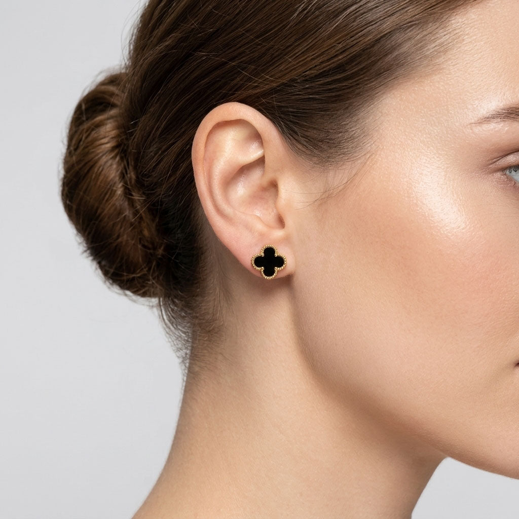 Keturlapio dobilo auskarai – 12 mm