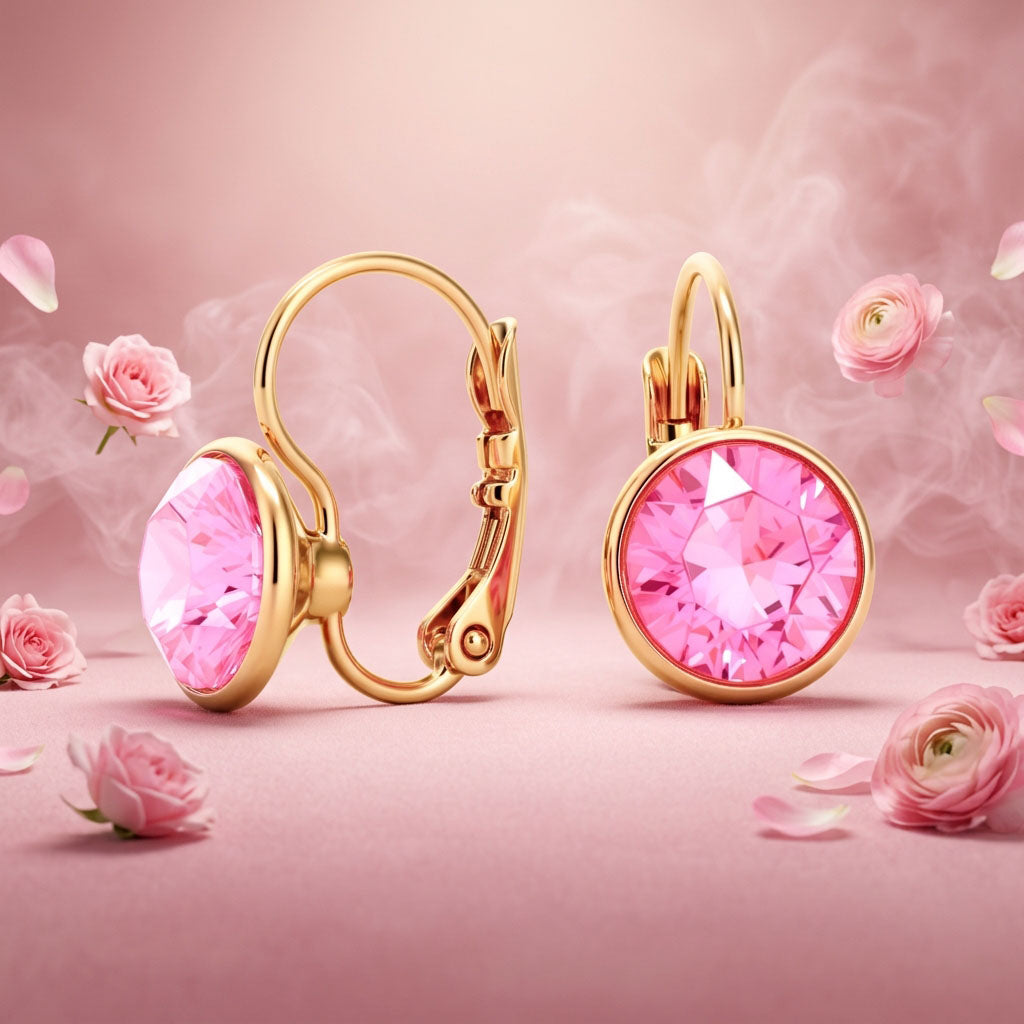 Pastebimi ryškaus atspalvio auskarai jūsų stiliui