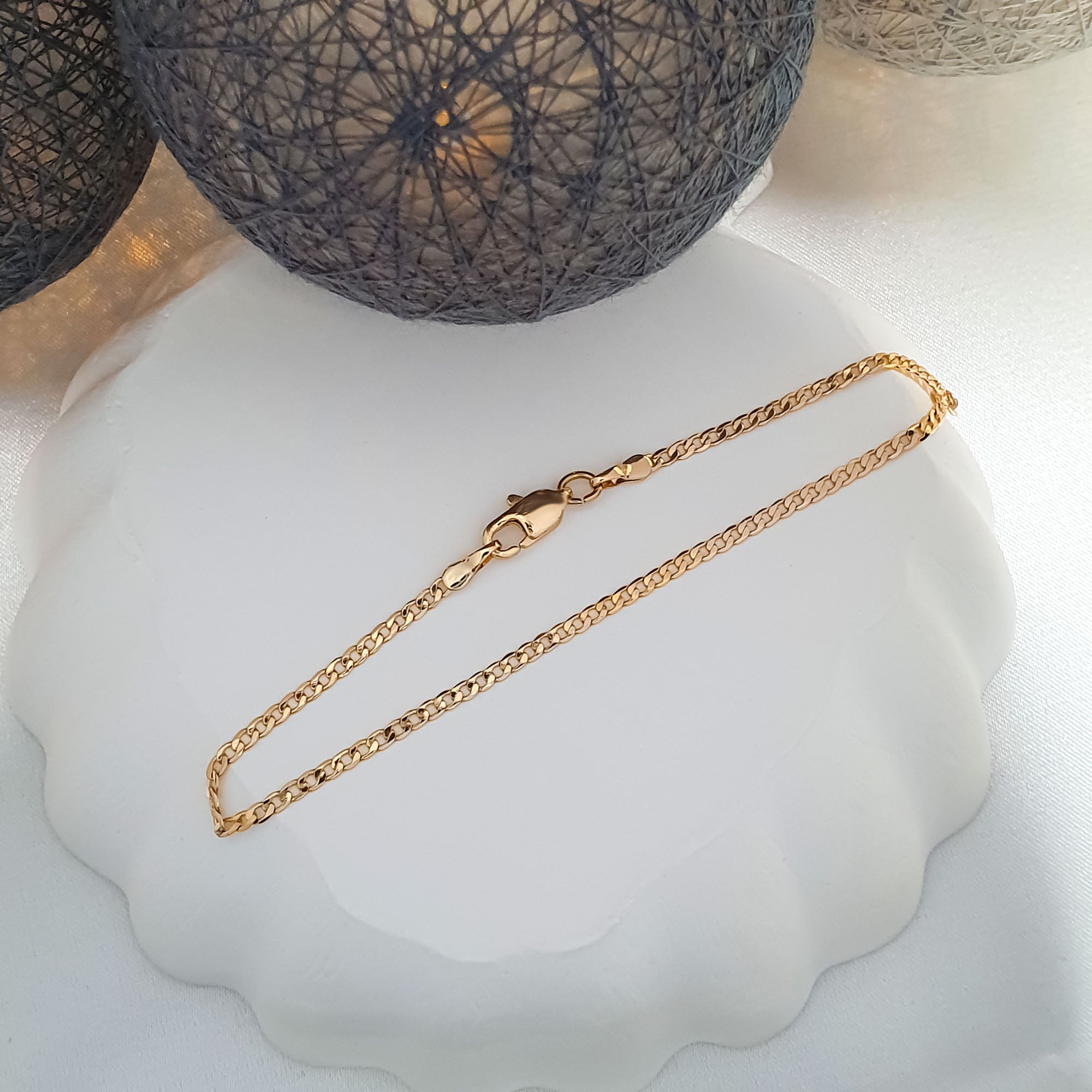 Klasiska ķēdes rokassprādze bez akmeņiem