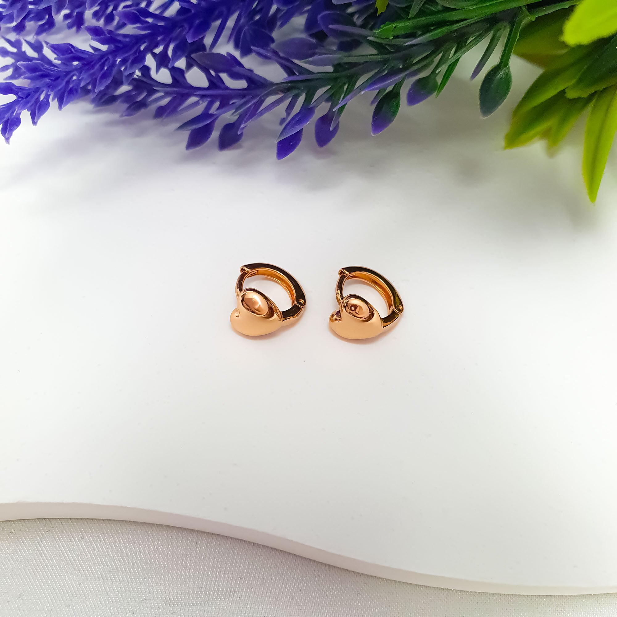 Zelta krāsas sirds formas riņķu auskari