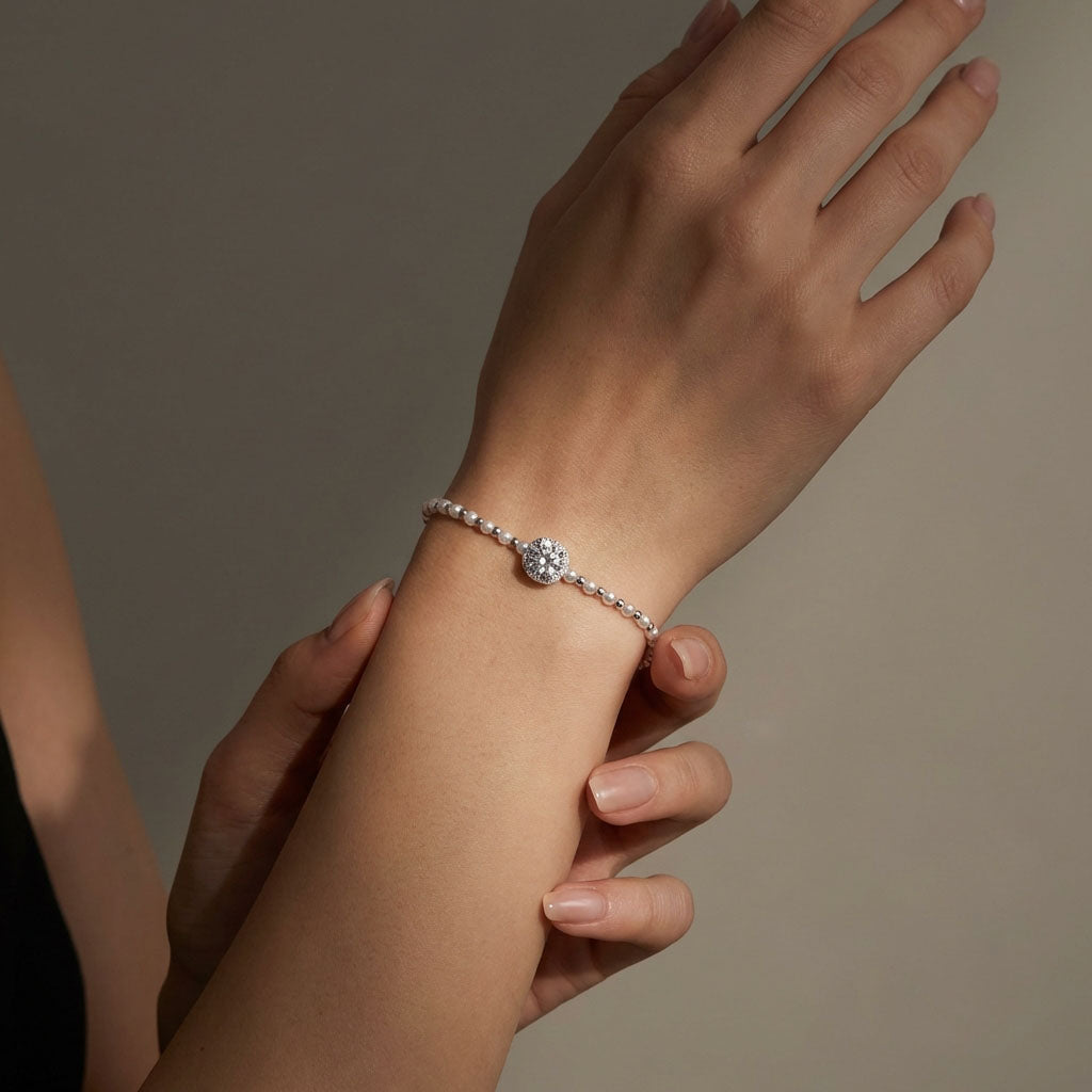 Lengva vakarinė apyrankė jūsų elegancijai