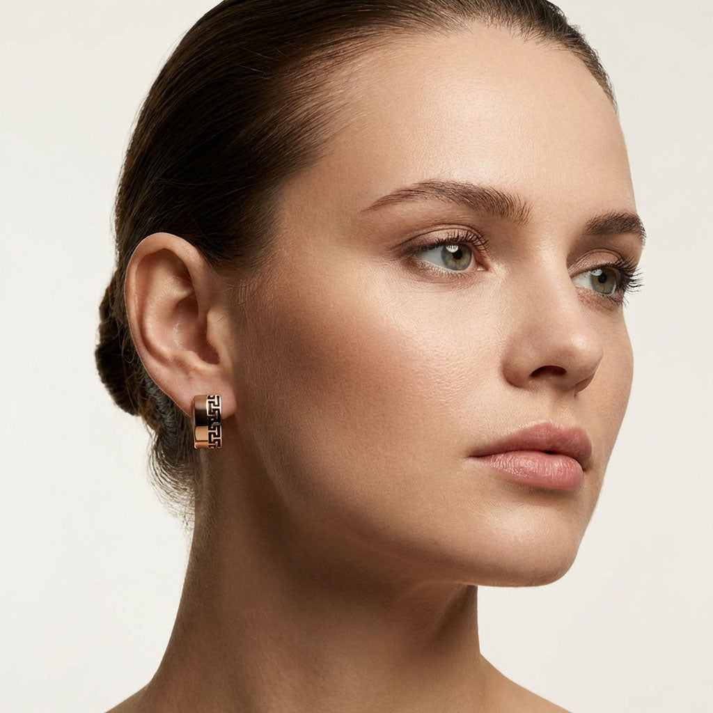 Прямоугольные серьги с узором меандр