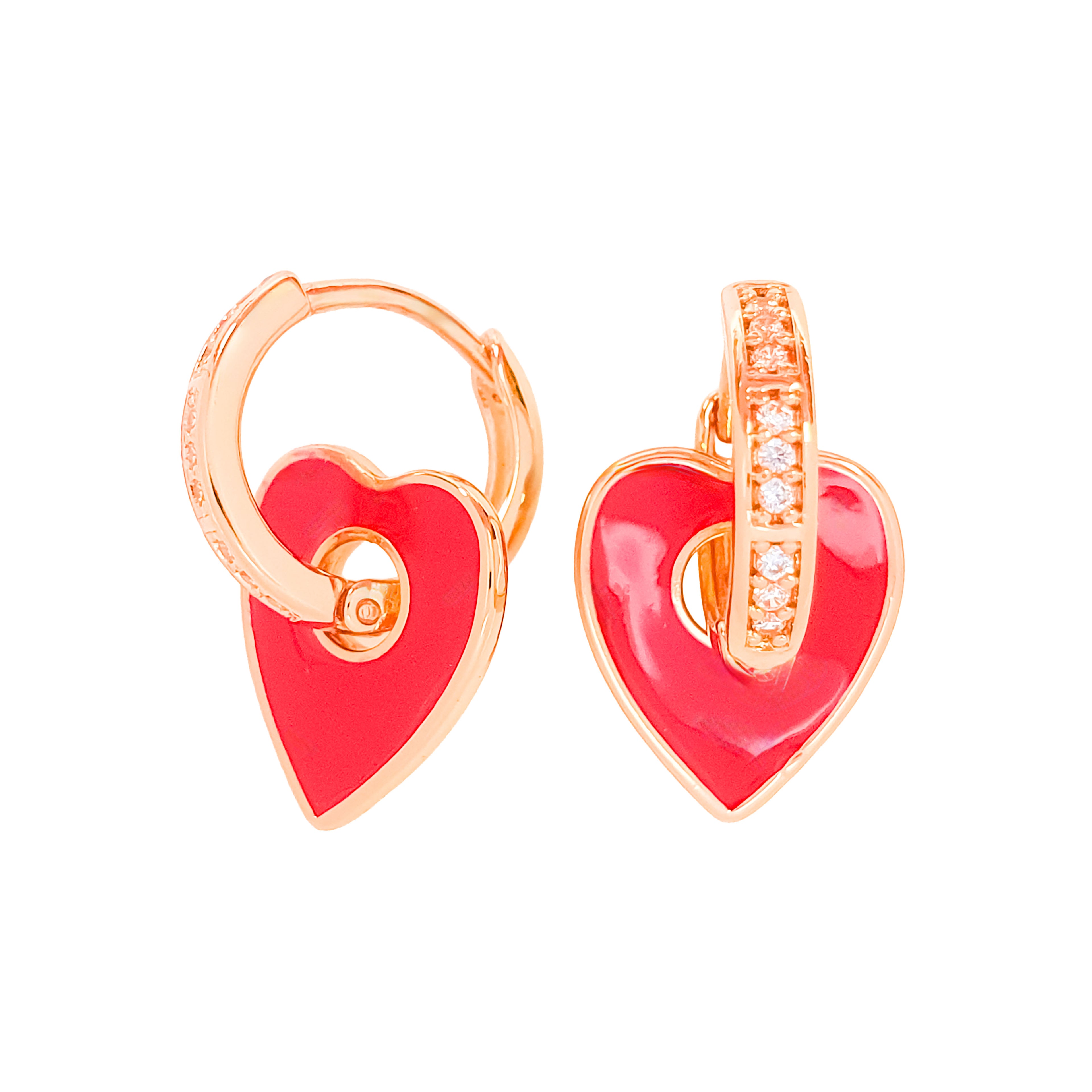 Riņķa auskari ar noņemamu sarkanu sirds elementu