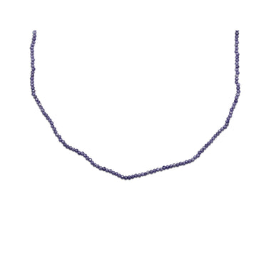 Violetinių perliukų vėrinys